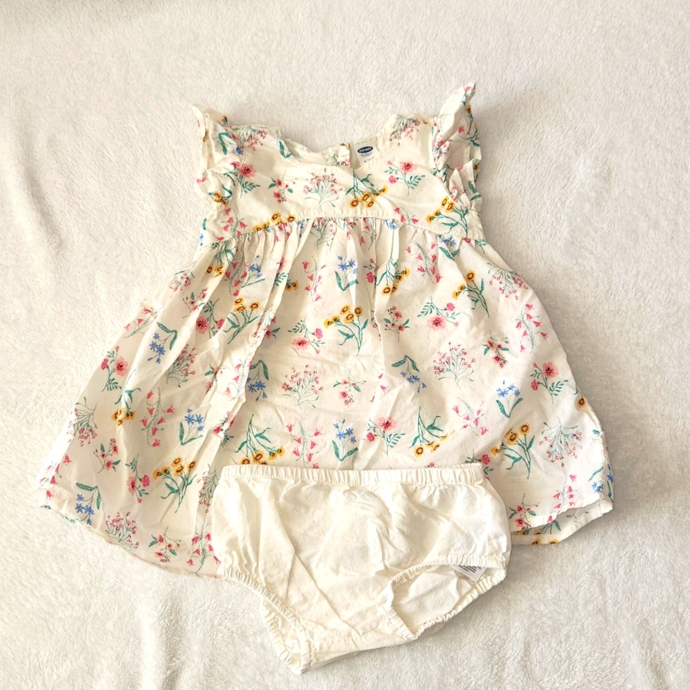 Old Navy Floral Dress with Brief for Baby Girls Size 6-12 Months